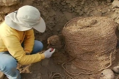 Tìm thấy hai xác ướp nguyên vẹn 1.000 năm tuổi